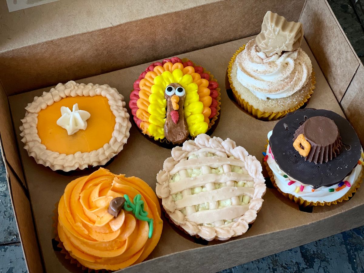 Satisfy Your Sweet Tooth: Thanksgiving-Cupcake Decorating Event in New Hampshire